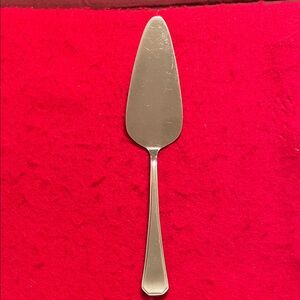 Auerhahn Solid Pastry Server